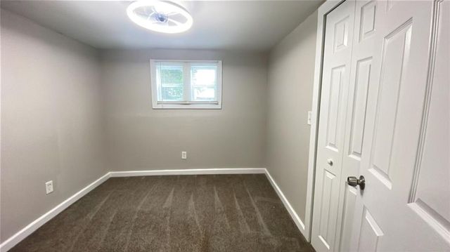 807 S Hardy Avenue, Independence, MO 64053