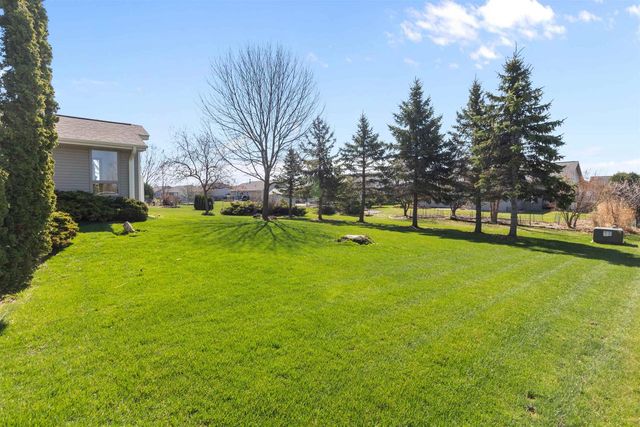W6181 SHERWOOD POINT DRIVE, Greenville, WI 54942