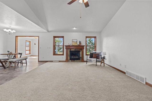 W6181 SHERWOOD POINT DRIVE, Greenville, WI 54942