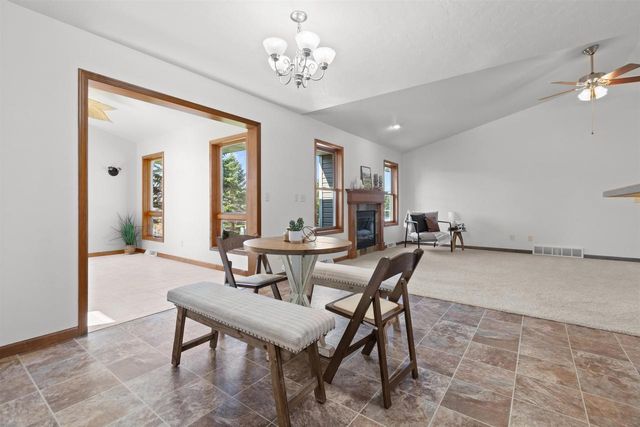 W6181 SHERWOOD POINT DRIVE, Greenville, WI 54942
