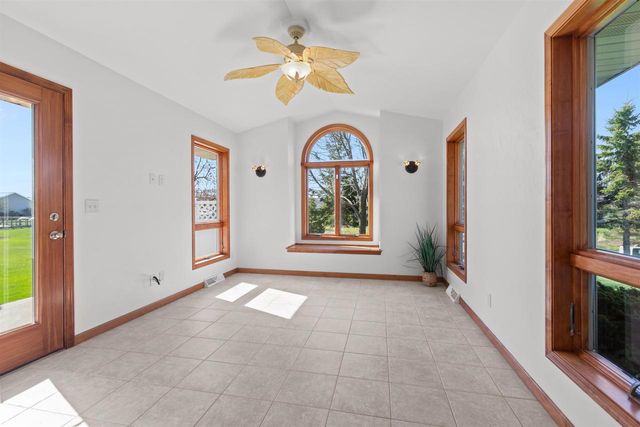 W6181 SHERWOOD POINT DRIVE, Greenville, WI 54942