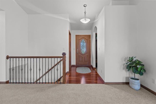 W6181 SHERWOOD POINT DRIVE, Greenville, WI 54942