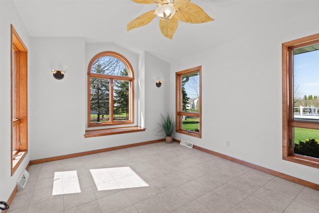 W6181 SHERWOOD POINT DRIVE, Greenville, WI 54942