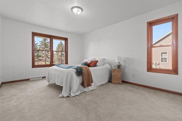 W6181 SHERWOOD POINT DRIVE, Greenville, WI 54942