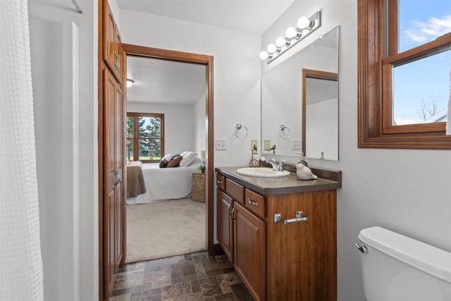 W6181 SHERWOOD POINT DRIVE, Greenville, WI 54942
