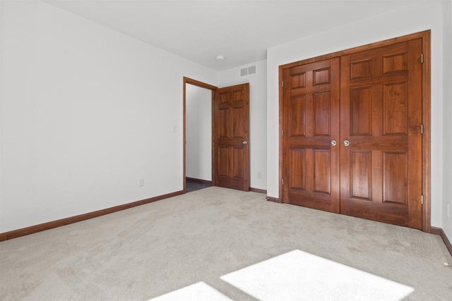 W6181 SHERWOOD POINT DRIVE, Greenville, WI 54942