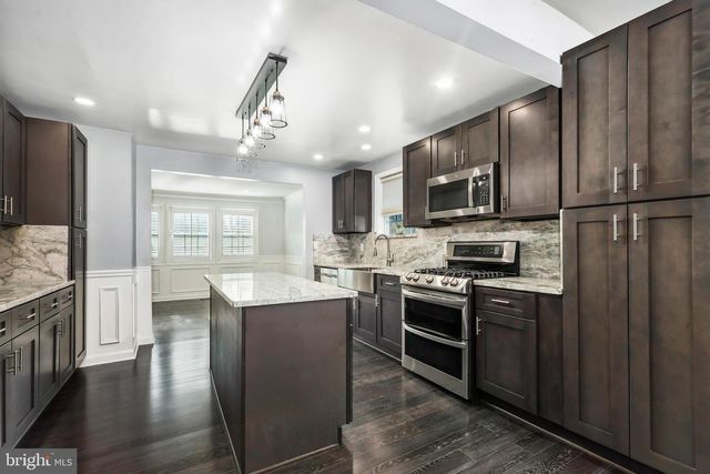 3031 DASHIELL RD, Falls Church, VA 22042