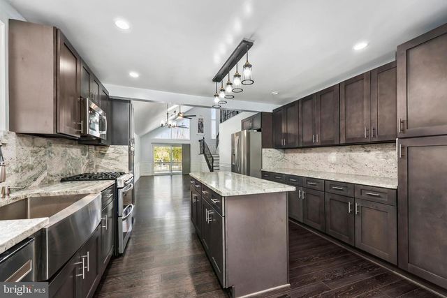 3031 DASHIELL RD, Falls Church, VA 22042