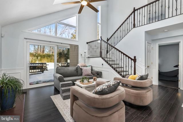 3031 DASHIELL RD, Falls Church, VA 22042