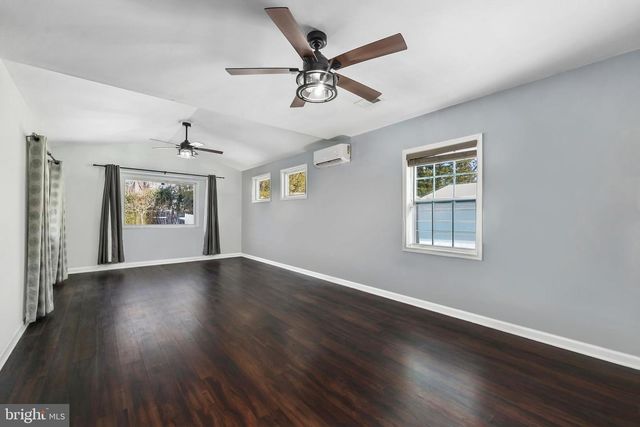 3031 DASHIELL RD, Falls Church, VA 22042