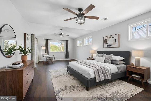 3031 DASHIELL RD, Falls Church, VA 22042