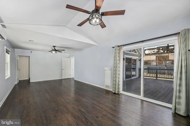 3031 DASHIELL RD, Falls Church, VA 22042