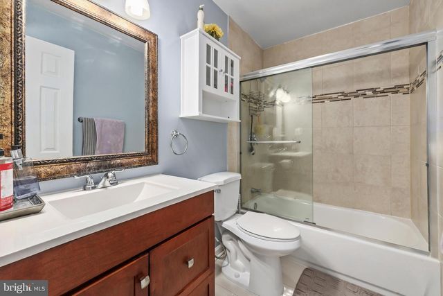 3031 DASHIELL RD, Falls Church, VA 22042