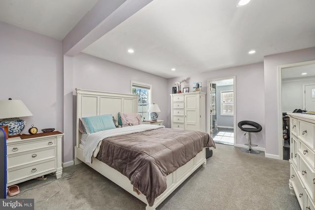 3031 DASHIELL RD, Falls Church, VA 22042