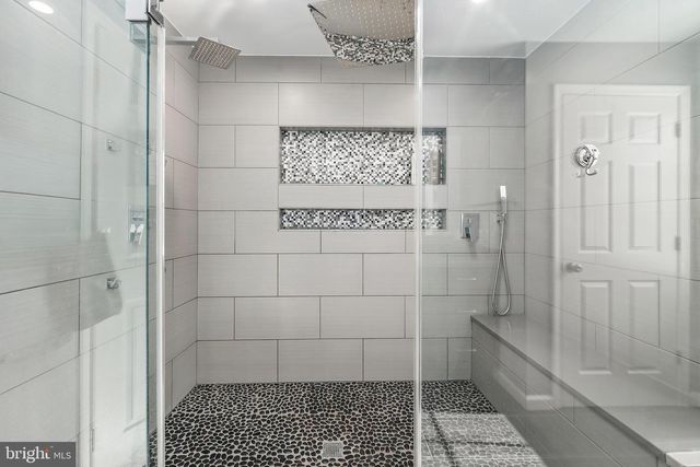 3031 DASHIELL RD, Falls Church, VA 22042