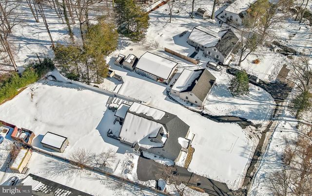 3031 DASHIELL RD, Falls Church, VA 22042