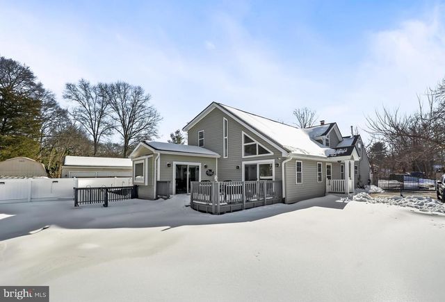 3031 DASHIELL RD, Falls Church, VA 22042