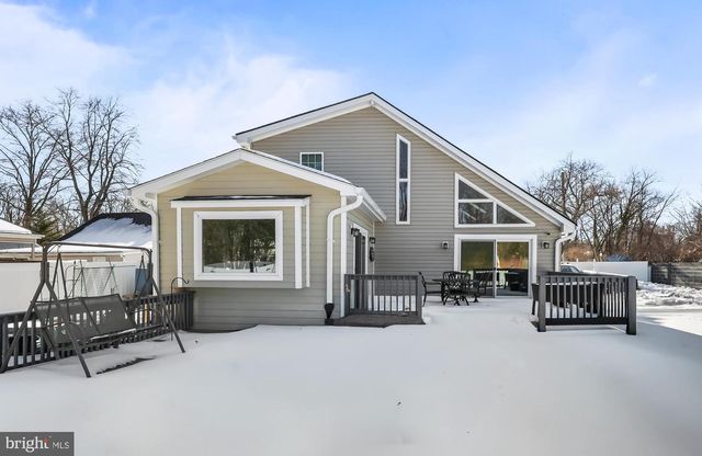 3031 DASHIELL RD, Falls Church, VA 22042