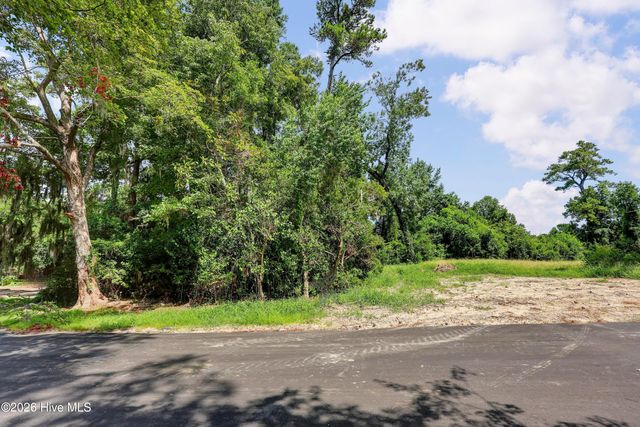 735 Finley Place, Wilmington, NC 28403
