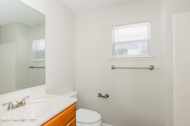 933 Carver Road SE, Palm Bay, FL 32909