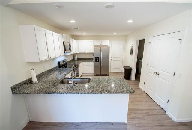 727 Bluff Road, Jesup, GA 31545