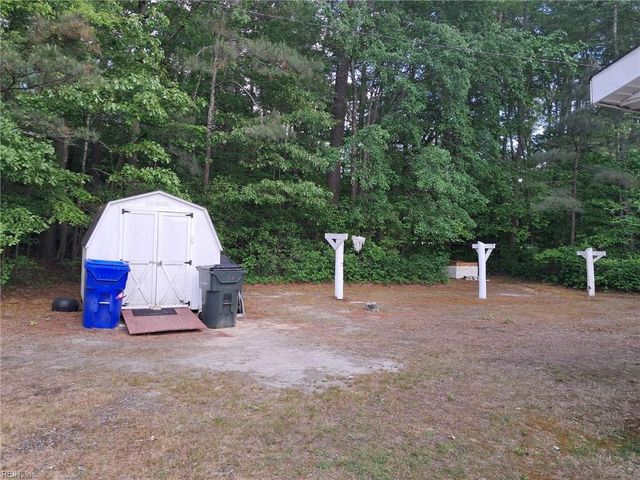 6805 Quaker DR, Suffolk, VA 23437