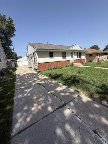 3631 S 82nd STREET, Milwaukee, WI 53220