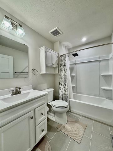 4327 Cedar Grove Court, Batavia Twp, OH 45103