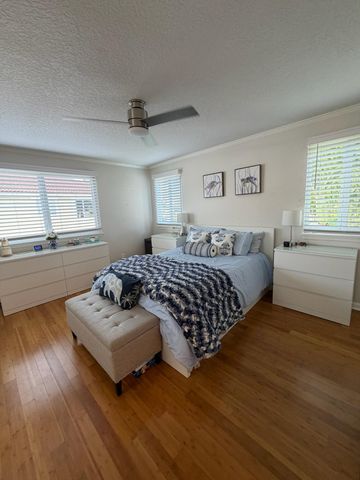 699 Deer Creek Corona Way, Deerfield Beach, FL 33442