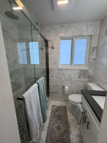 699 Deer Creek Corona Way, Deerfield Beach, FL 33442