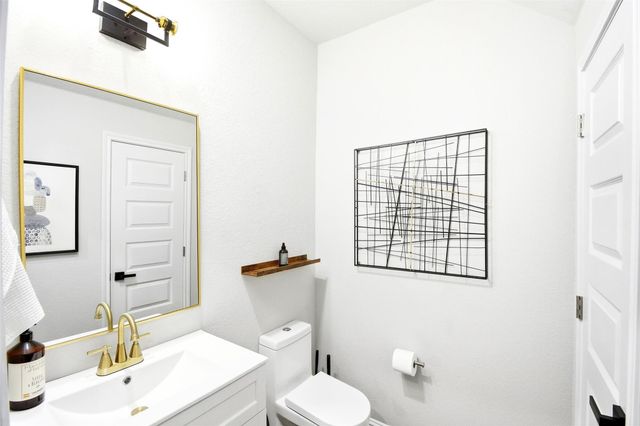 7706 Mandela BND, Austin, TX 78744