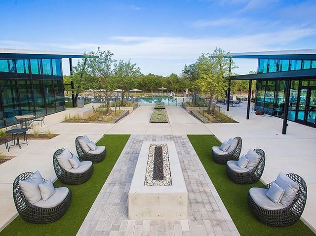 7706 Mandela BND, Austin, TX 78744