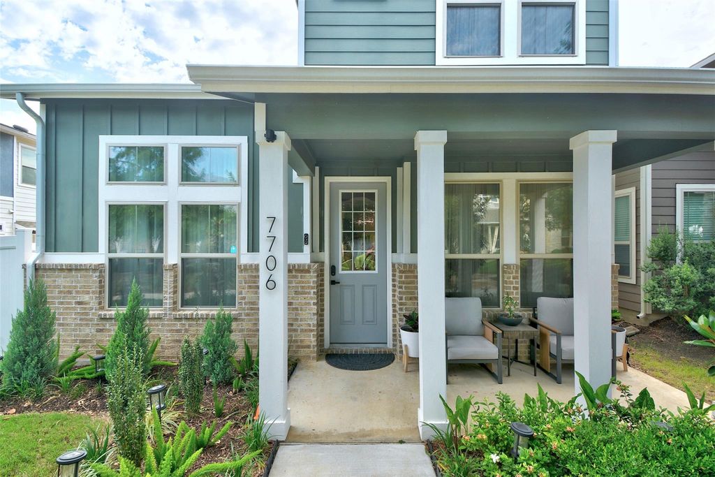 7706 Mandela BND, Austin, TX 78744