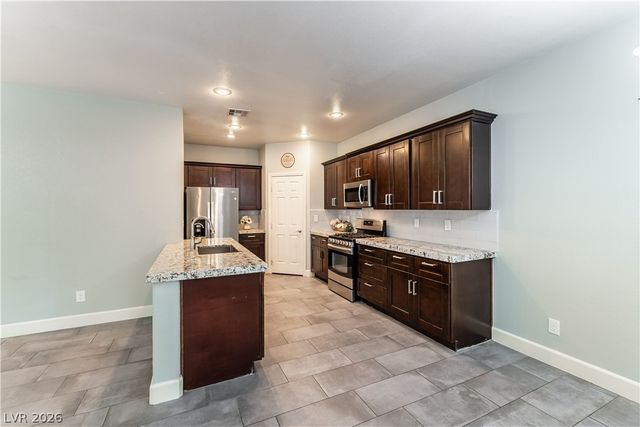 2331 Silver Crew Pass, Henderson, NV 89052