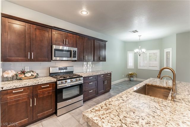 2331 Silver Crew Pass, Henderson, NV 89052