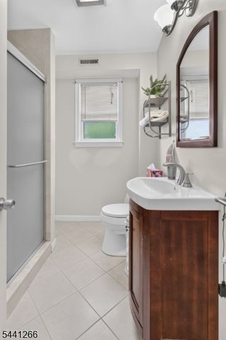 23 Norton Ave, Hamilton Twp., NJ 08610