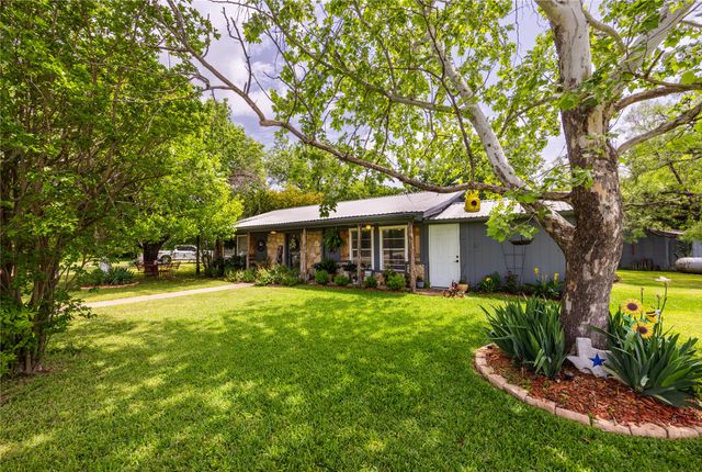 14678 Fm 56, Kopperl, TX 76652