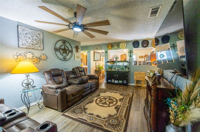 14678 Fm 56, Kopperl, TX 76652