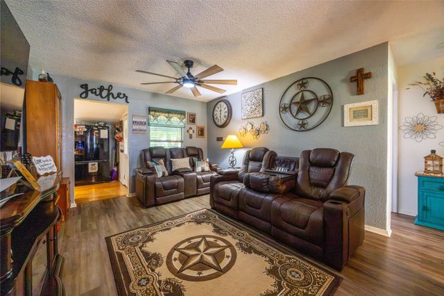 14678 Fm 56, Kopperl, TX 76652