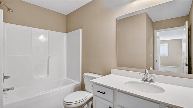 415 Bruce Larson Way, Somerset, WI 54025