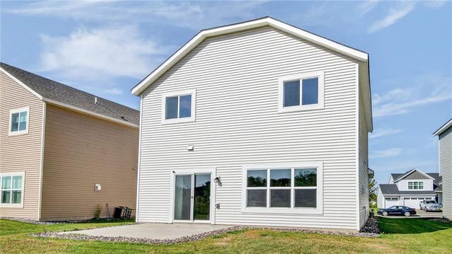 415 Bruce Larson Way, Somerset, WI 54025