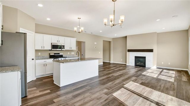 415 Bruce Larson Way, Somerset, WI 54025