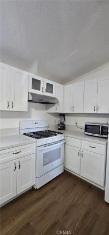 1461 W Mission, Pomona, CA 91766