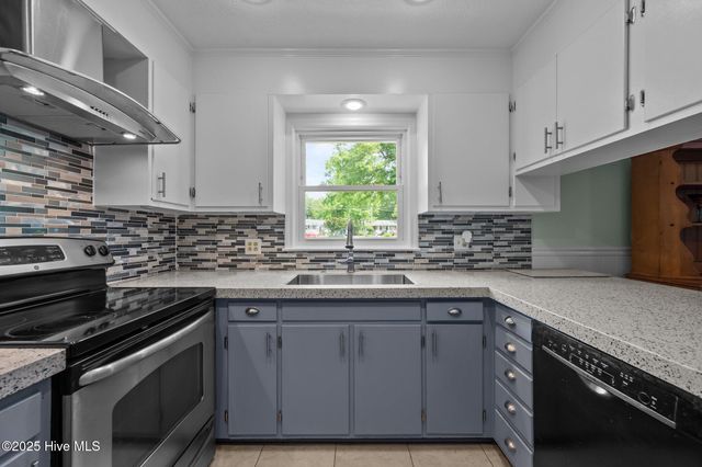 238 Diane Drive, Jacksonville, NC 28540