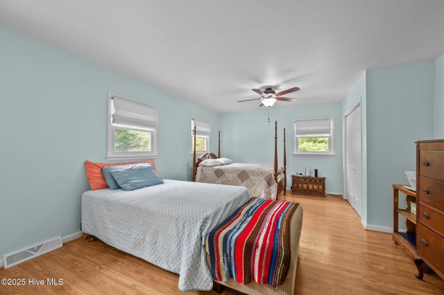 238 Diane Drive, Jacksonville, NC 28540