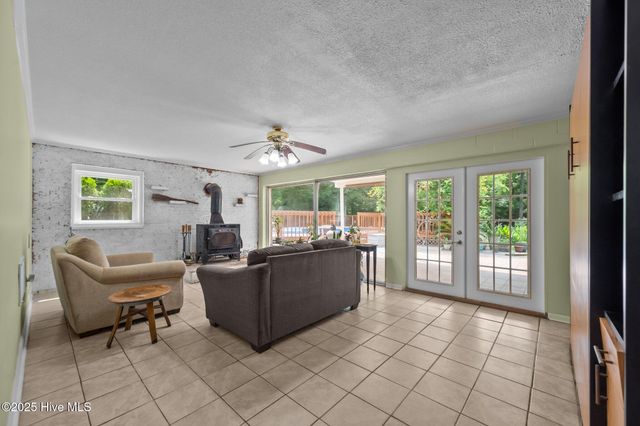 238 Diane Drive, Jacksonville, NC 28540
