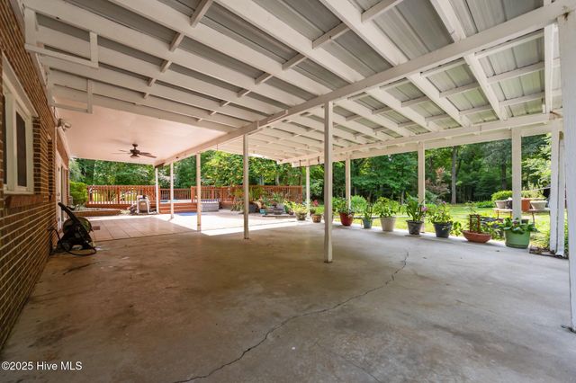 238 Diane Drive, Jacksonville, NC 28540