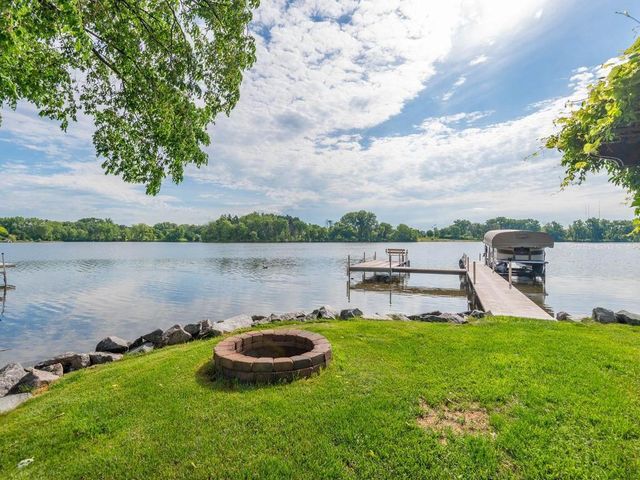 1519 14th Avenue NW, New Brighton, MN 55112