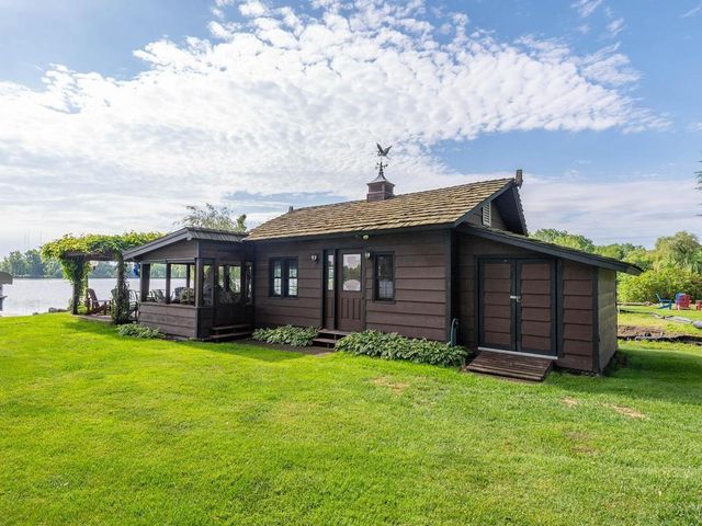 1519 14th Avenue NW, New Brighton, MN 55112