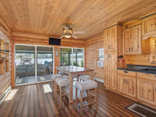 1519 14th Avenue NW, New Brighton, MN 55112